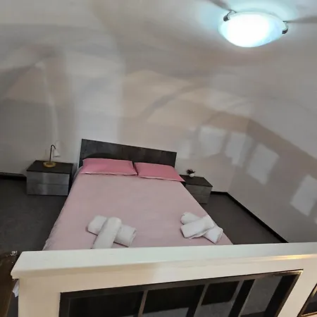 Rum i privatbostad Dany House